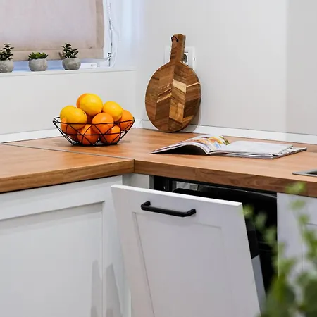 Andreea - Cozy Studio near Piata Obor Market-2